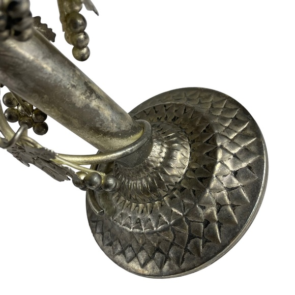 Vintage Silver Plated Grapevine Adorned Candlestick Candle Holder Display 9.5” - Picture 13 of 13